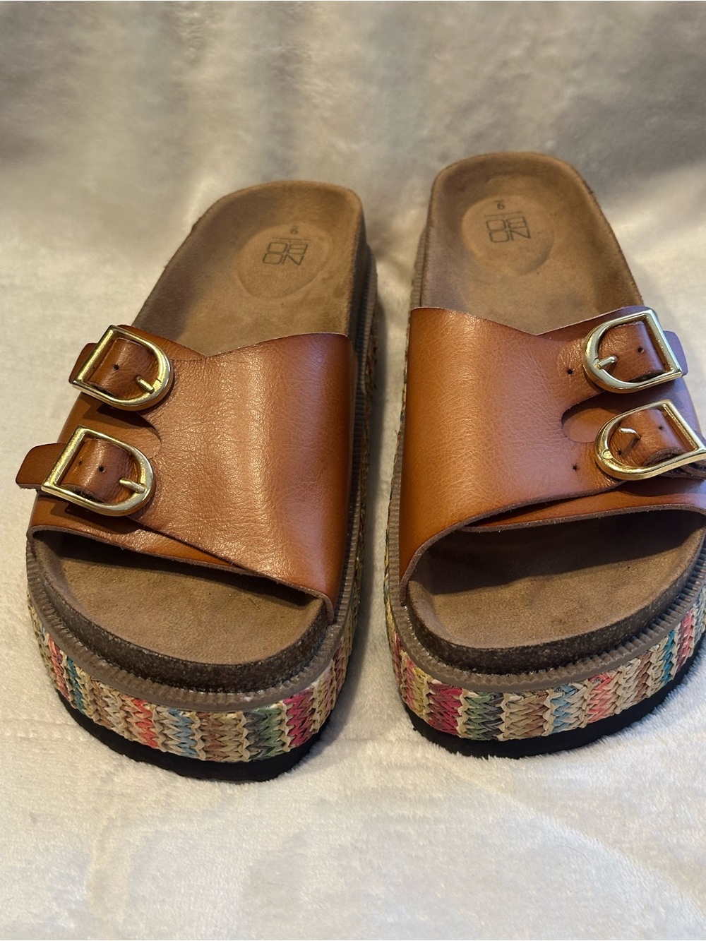 No Boundaries Womens Platform Footbed Slip On Sandals Size 9 Beach Travel Summer